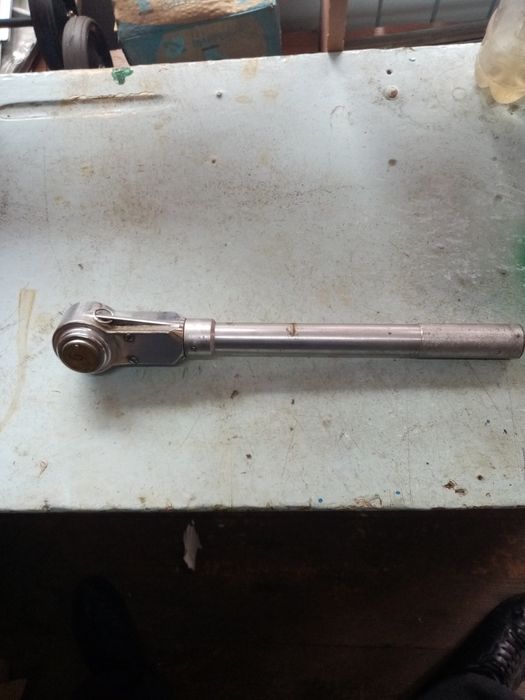 Ключ динамо метрический