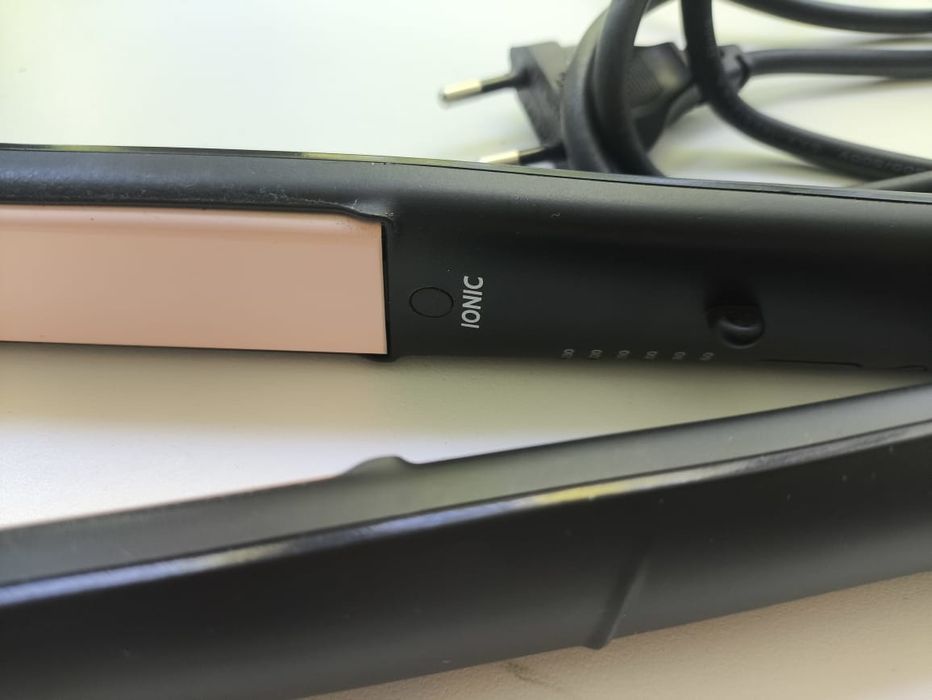 Утюжок Philips BHS 378 StraightCare