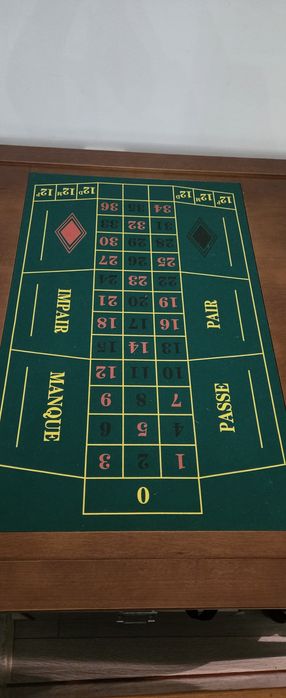 Продам игровой стол бу