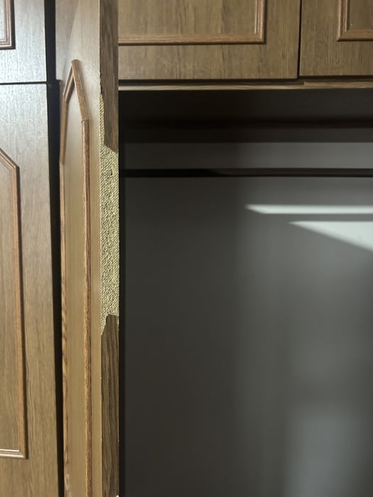 Mobila, dulap, tresing