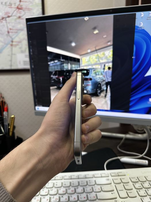 IPhone 15 pro 128 GB