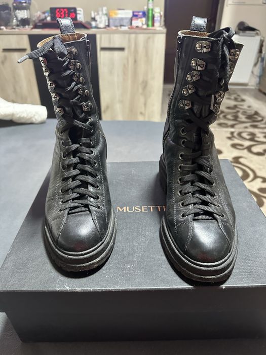 Ghete dama musette din piele