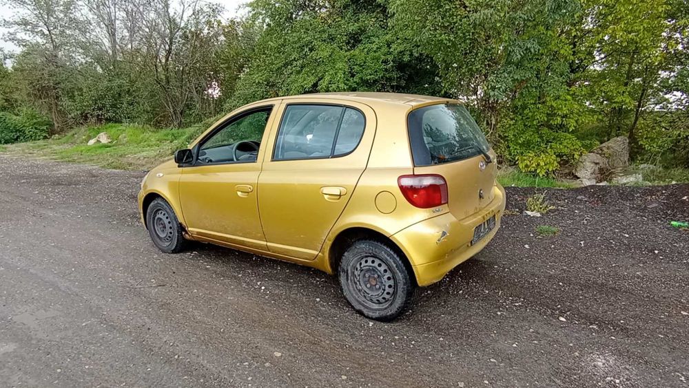 Тойота Ярис На части 1.0 бензин Touota Yaris