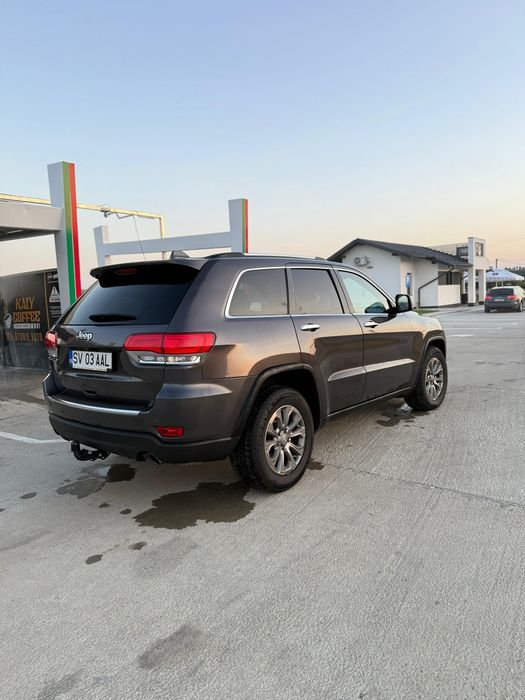 Vând Jeep Grand Cherokee din 2015