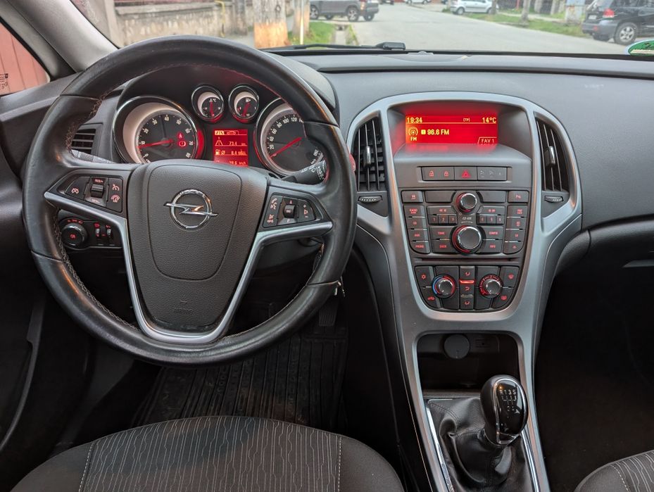 Opel Astra  2016 1.6 mpi. Euro 6, 162.000 km, RAR efectuat