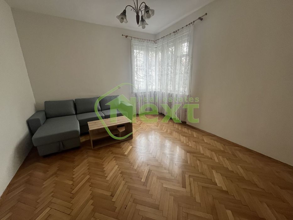 Дава се под наем Двустаен апартамент в София, Център - 52 кв.м за 448.8 € - Снимка #1