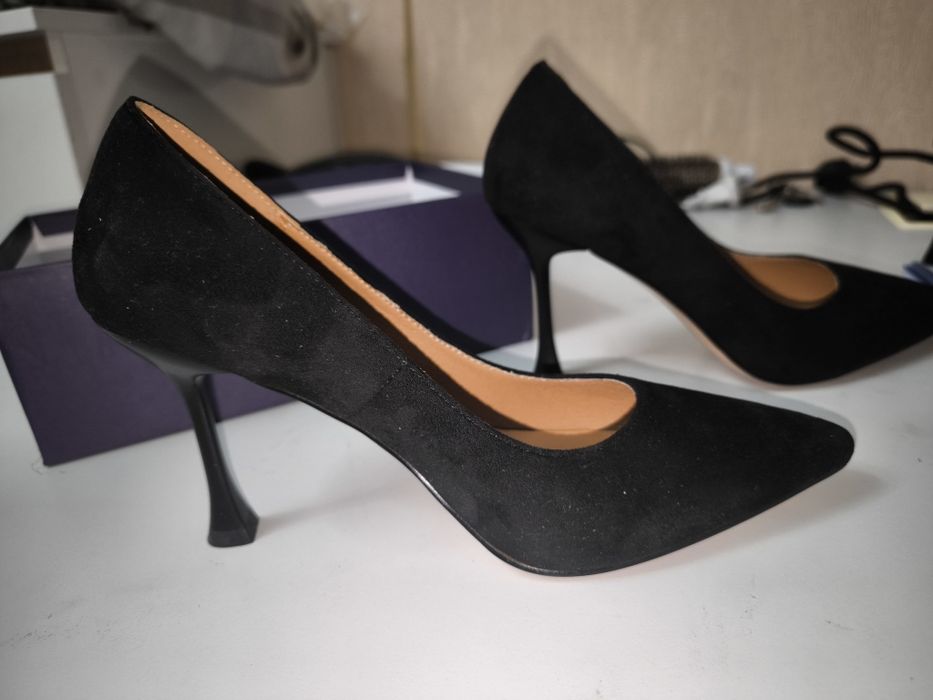 Туфли женские черные. 39 размер