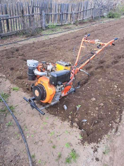 Вспашка земли!!!