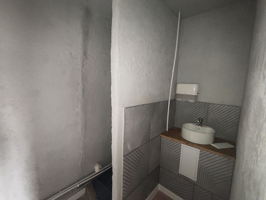 Сдам коммерческое помещение