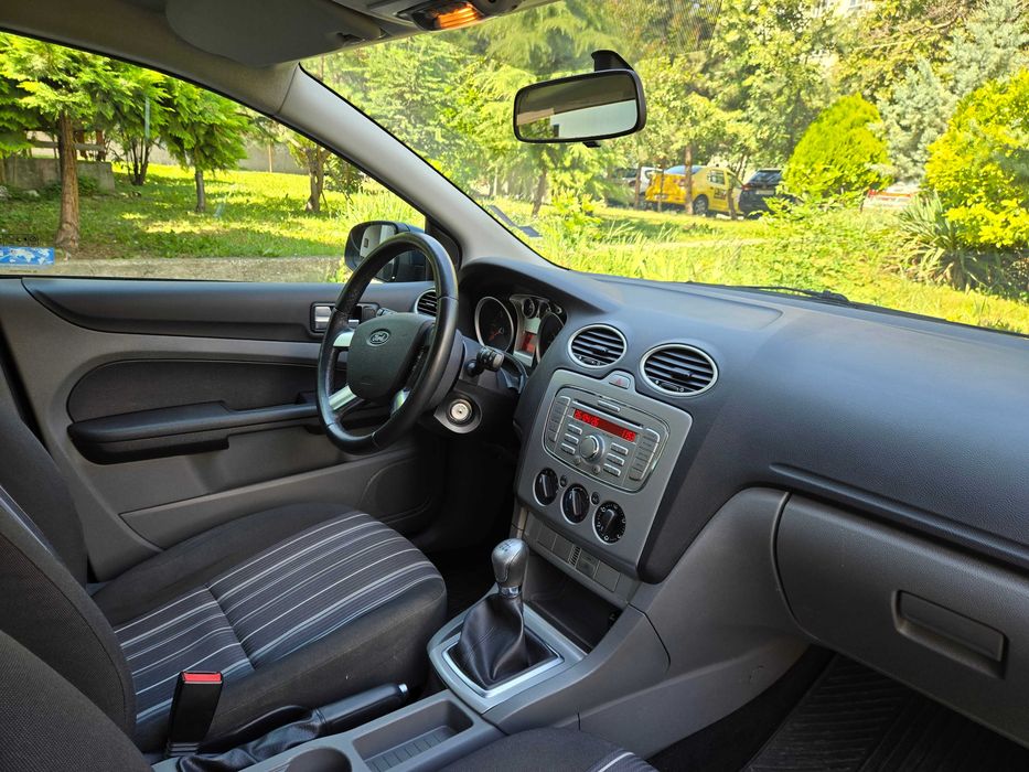 Ford Focus 2008 седан 111К КМ