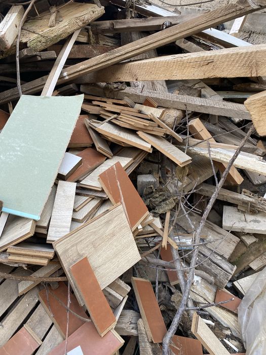 Утин. O’tin.(кесилган тахта ёгоч ва курилишдан чиккан утинлар)