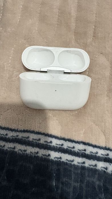 Airpods 2 pro кейс