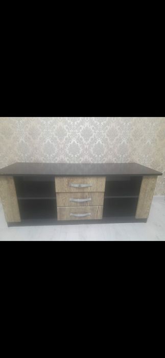 ПРОДАМ Тумбочку.