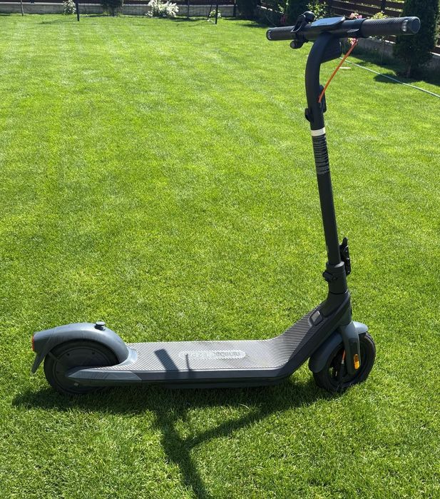 Trotineta electrica Ninebot E2 Pro