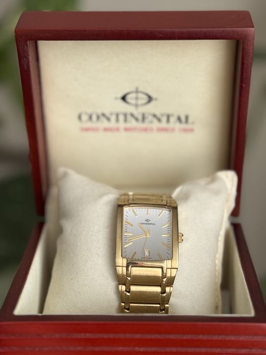 Часы continental