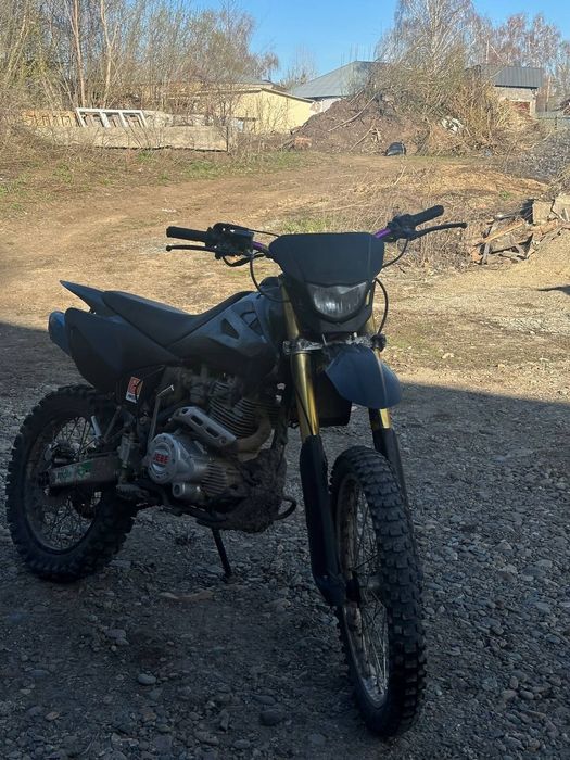 Продам эндуро jebe