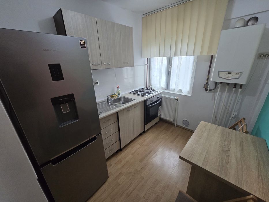 Apartament 2 camere semidecomandat – Erou Gheorghe Rusu, Bacău