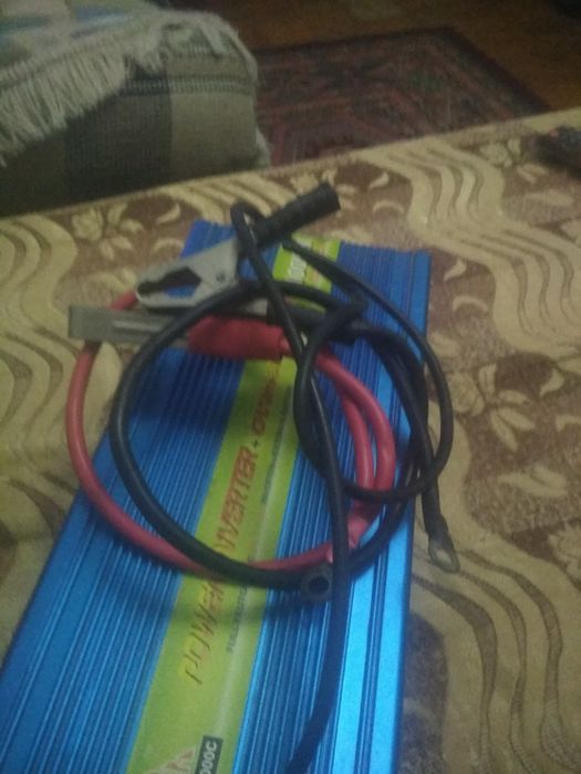 Инвертер + зарядное 1000w 10A