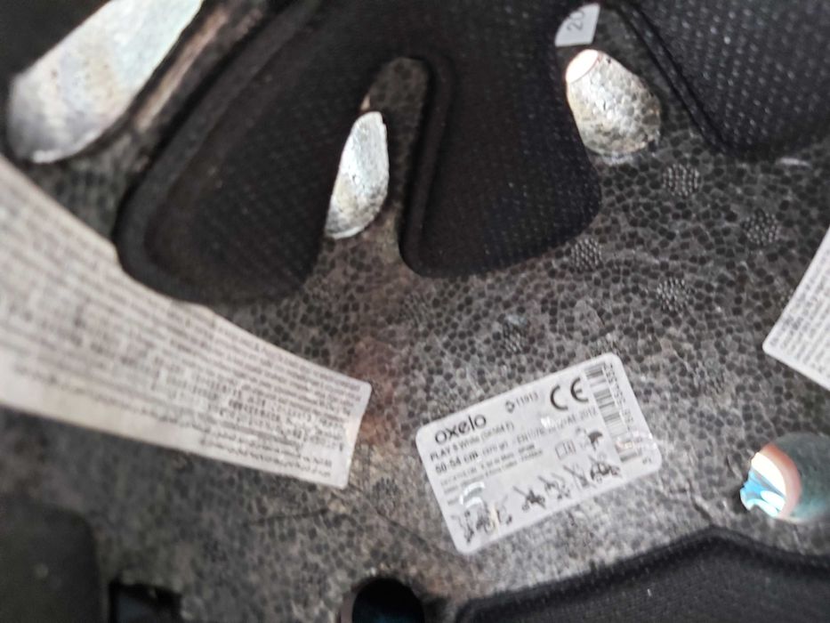 Каска протектор за велосипед, тротинетка, ролери...