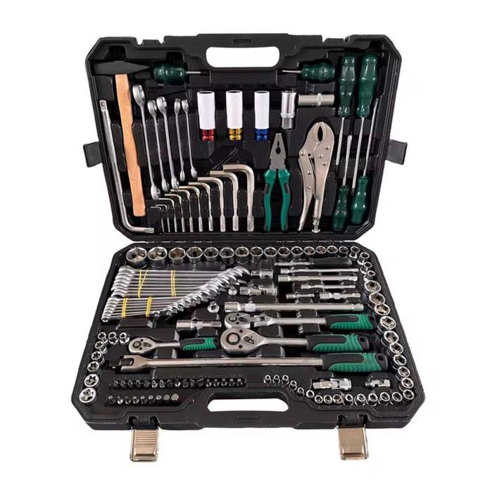 Trusa de scule profesionale.