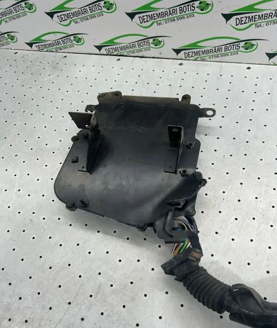 Calculator motor ECU 30630565 Volvo S40 2000 1.9 TD MT (102 hp)