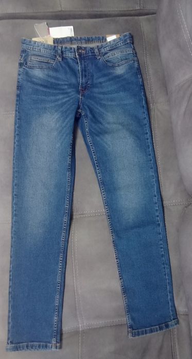 Джинсы новые стрейч