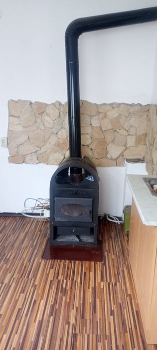 Продава се Къща в Кюстендил, Върташево - 200 кв.м за 495 €/кв.м - Снимка #3