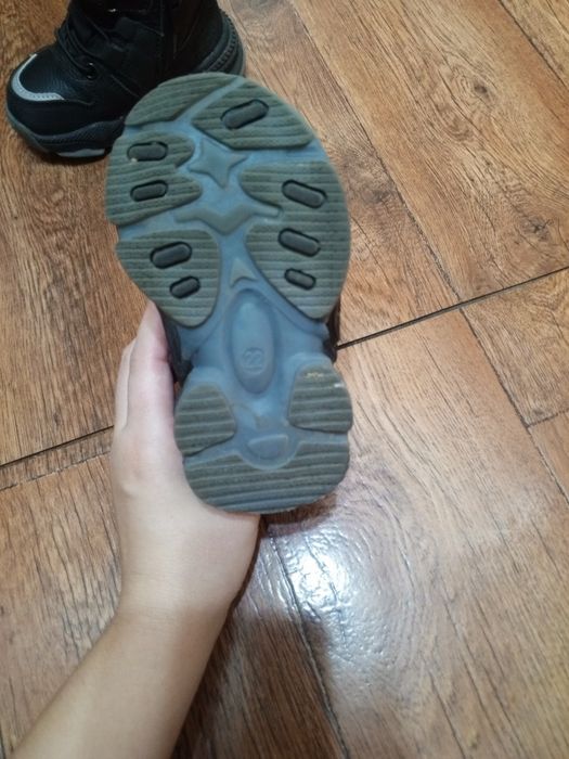 Кроссовки осенние детские