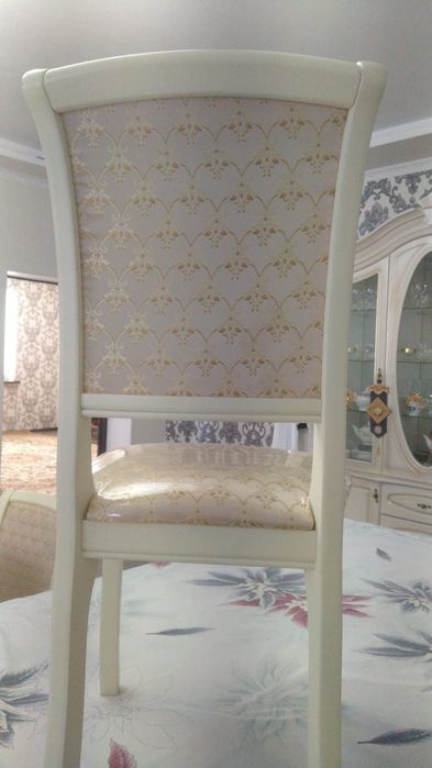 Продажа новых стульев