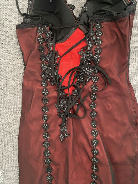 Rochie rosie eleganta