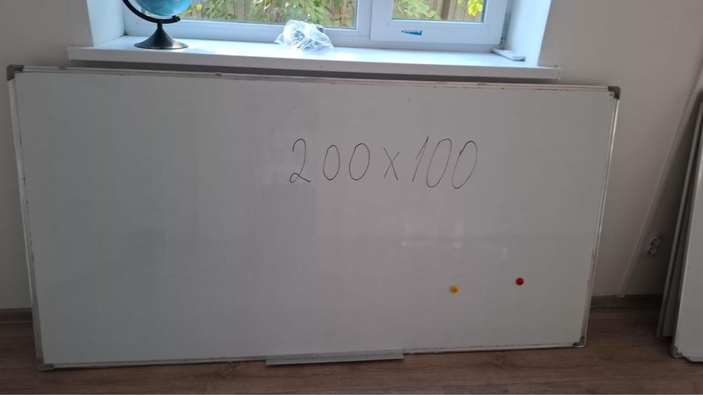 Продам учебные доски  и  для офиса