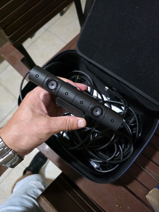 Vând cutie+ochelari VR +Camere pentru PlayStation