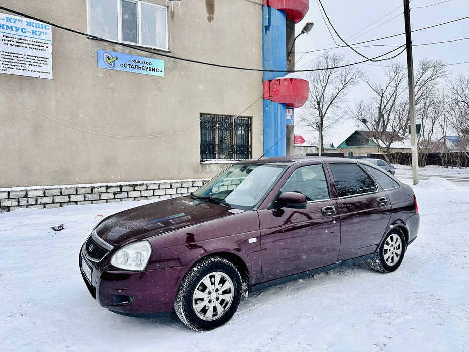 Продам приора 2 люкс