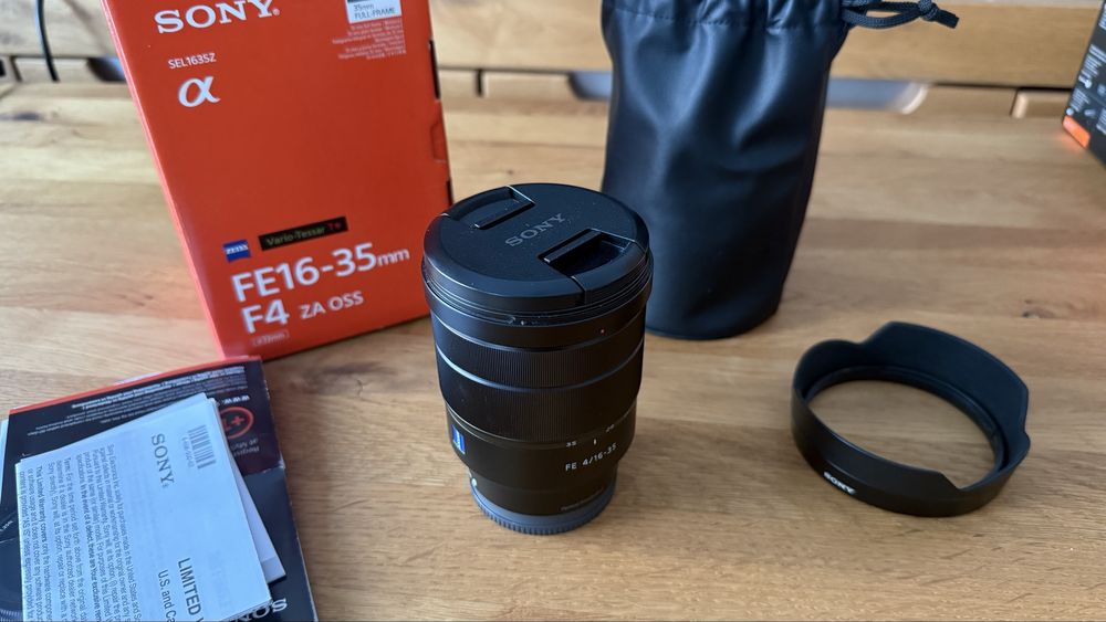 Sony A7C Sony ZV-E10 Sony 16-35 f4