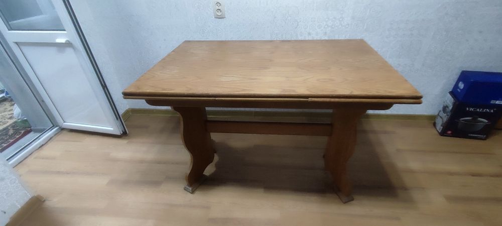 Стол раздвижной деревянный