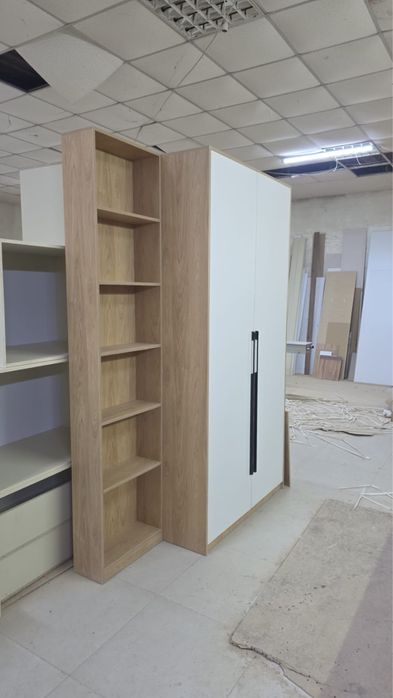 Шкаф для прихожей зоны