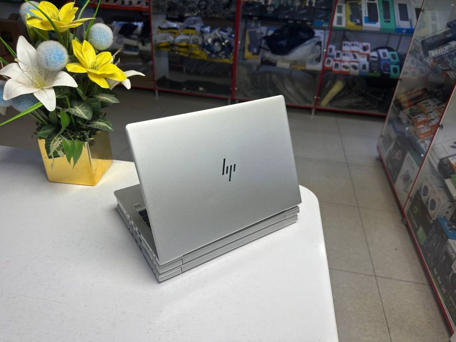 Hp elitebook Ryzen 5 Pro 3500U 4/256ssd ideal holatda 3ta bor