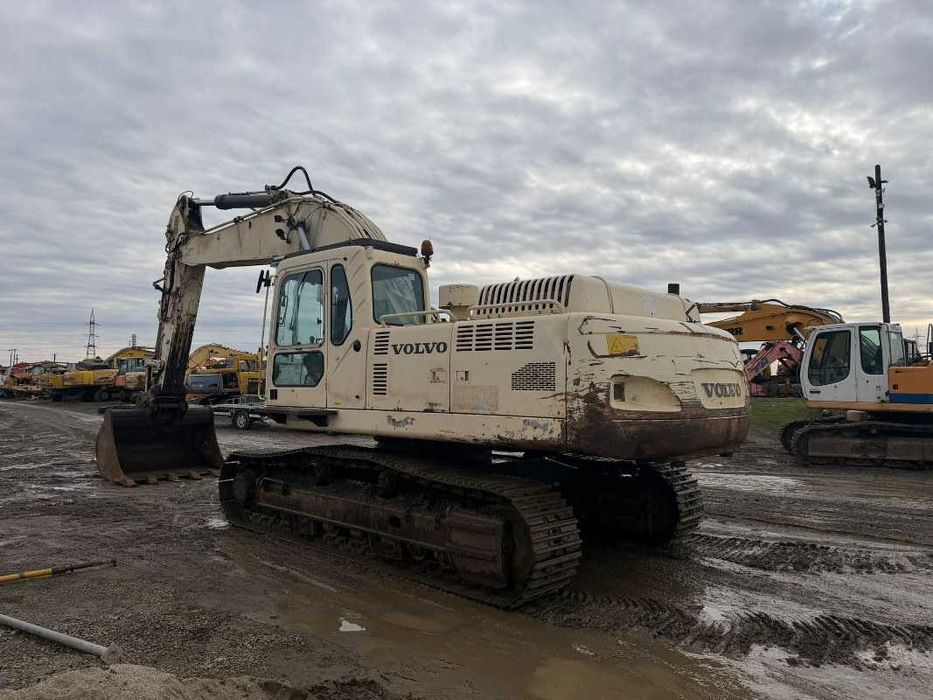 Senile excavator pe senile Volvo EC 360 BNLC piese