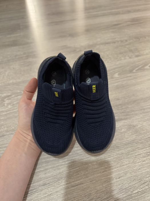 Кросовки-слипоны