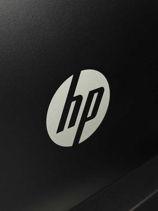 Игровой монитор HP