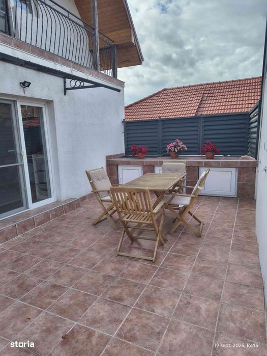 Apartament 4 camere | curte comuna | Baciu