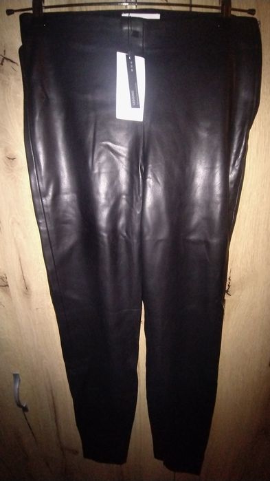 Кожен клин Mango