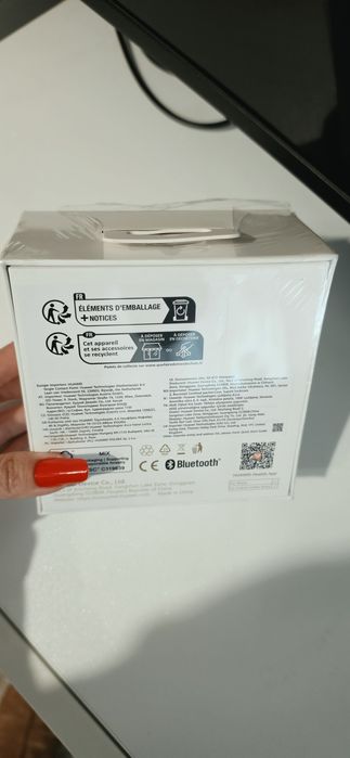 Vand ceas huawei gt5 pro ceramic nou garantie  Emag