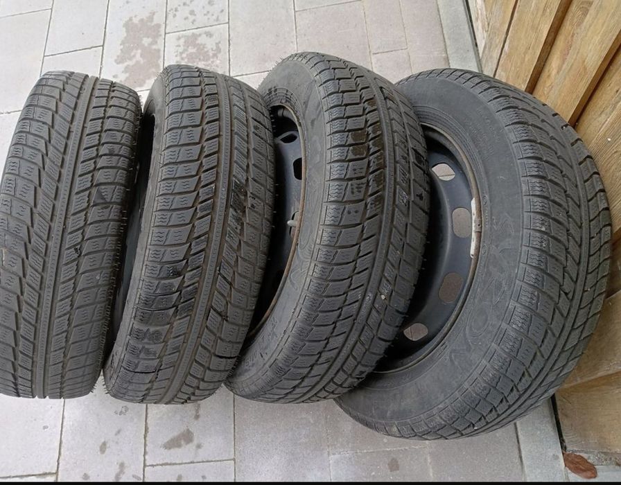 Roți 175/65 R15 toate anotimpurile