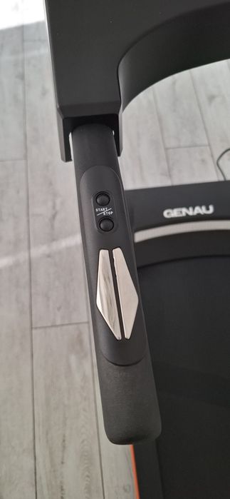 Продам беговую дорожку