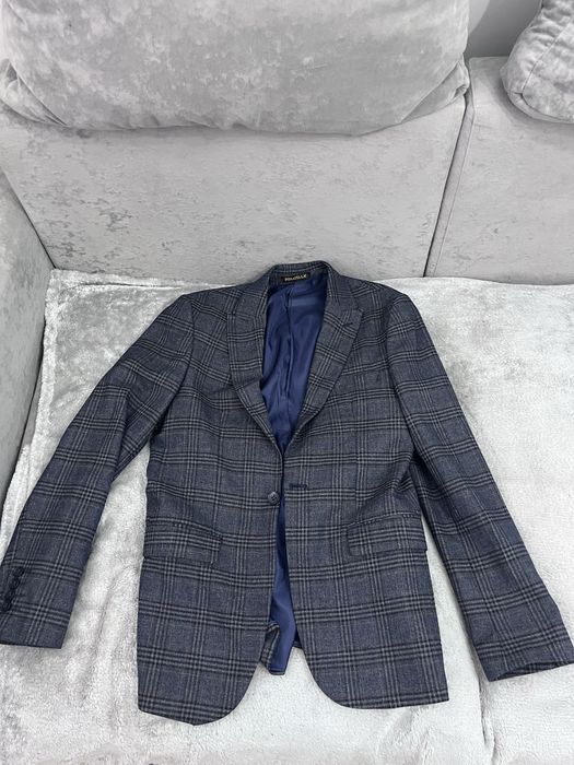 Продам костюм двойку