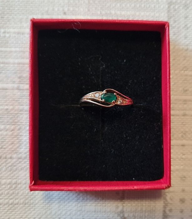 Inel din aur 583/14k cu smarald natural şi diamante