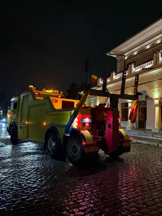 Tractari Camioane/Autocare 24/7