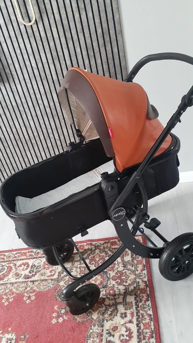 Коляска в хорошем состаянии