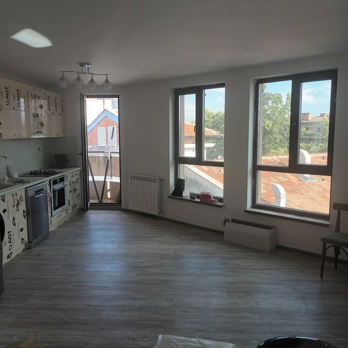 Дава се под наем Тристаен апартамент в Казанлък - 85 кв.м за 151980 € - Снимка #5